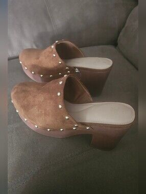 Women's Clogs  Brown Suede Studded